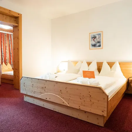 Pirker's Natur- & Bio 3*