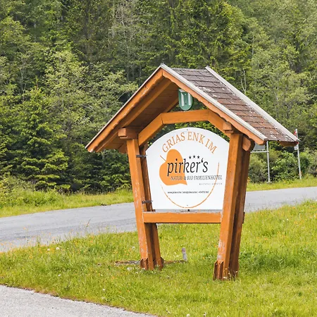 Pirker's Natur- & Bio 3*