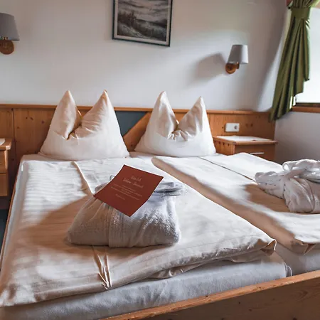 Pirker's Natur- & Bio 3*